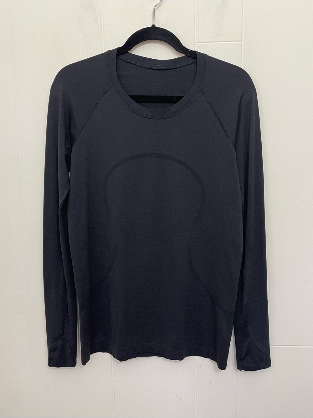 Lululemon Swiftly Tech Long Sleeve Crew Size 10 Black Running Top Athletic Tee